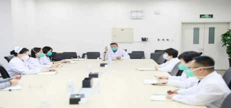 人民醫(yī)院為人民，市二院舉全院之力保障醫(yī)療救治，牢守生命防線！