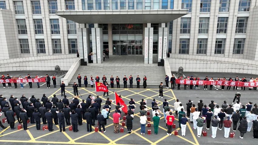 春暖花開(kāi)，英雄歸來(lái)！葫蘆島市第二人民醫(yī)院支援綏中醫(yī)療隊(duì)凱旋而歸~(圖3)