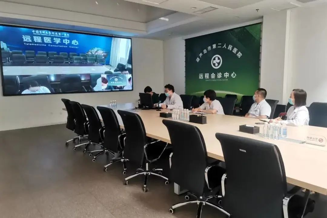 全省首家！中國醫(yī)科大學(xué)附屬第一醫(yī)院專家來“查房”，家門口享國內(nèi)優(yōu)質(zhì)醫(yī)療資源！(圖6)